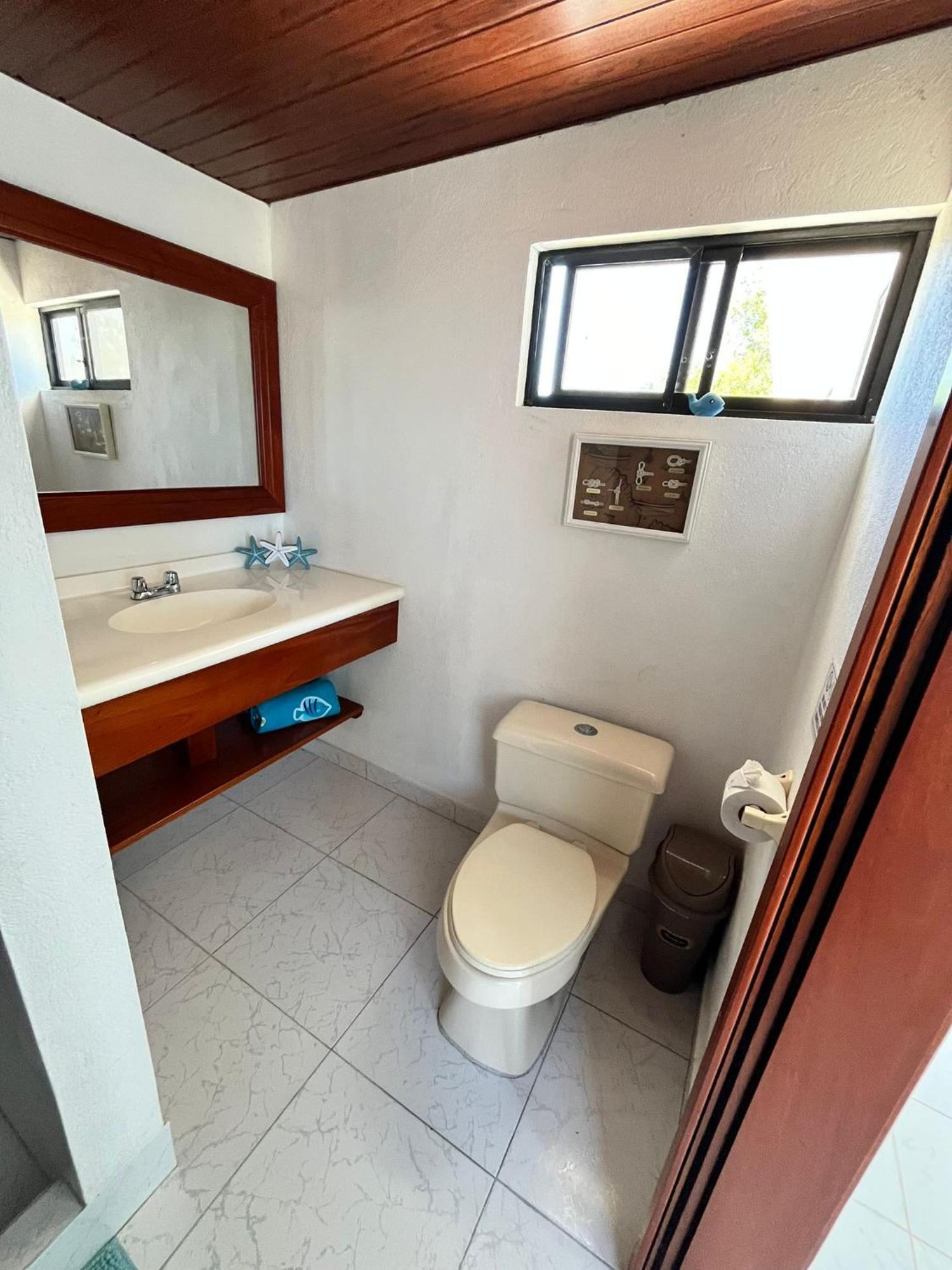 Kasa Mar Apartment Puerto Villamil Exterior photo